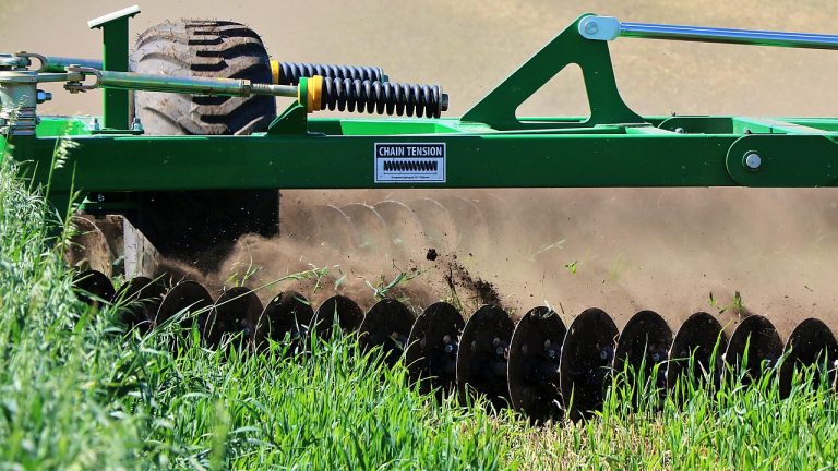 agricultural, agriculture, work machine, tractor, soil, cultivation, harrow, chain, harrow, harrow, harrow, harrow, harrow